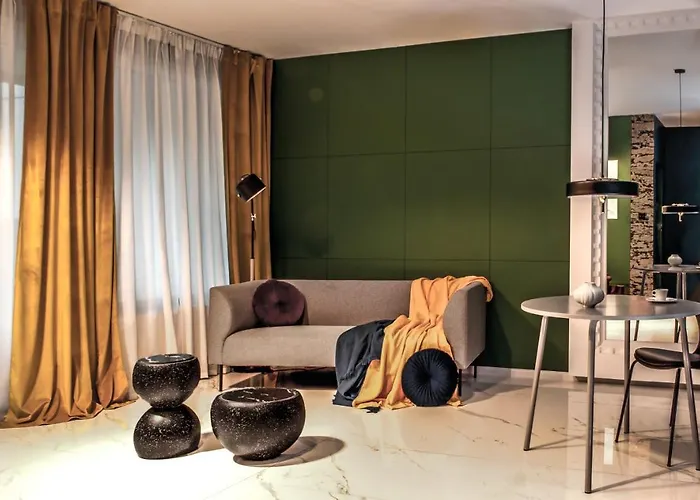 아파트 Parking Free